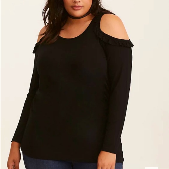 Torrid Super Soft Ruffle Cold Shoulder Size 5 - Picture 1 of 3